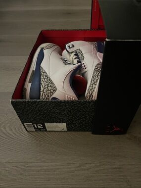 Nike True Blue 3’s